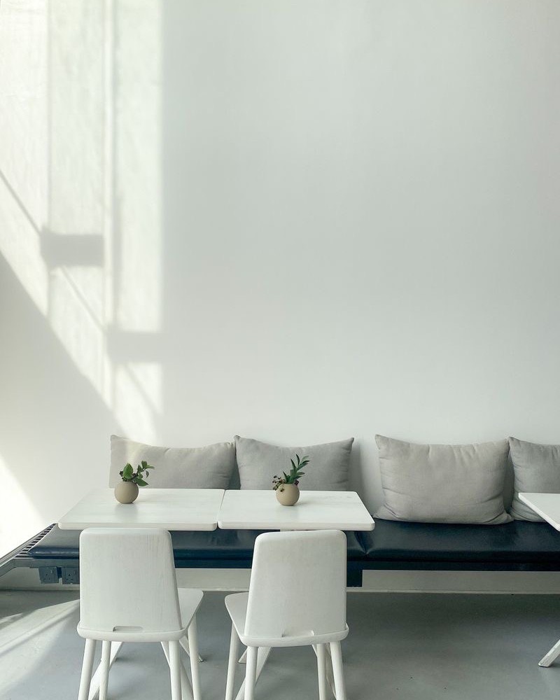 Table Noyer 180 — vue principale